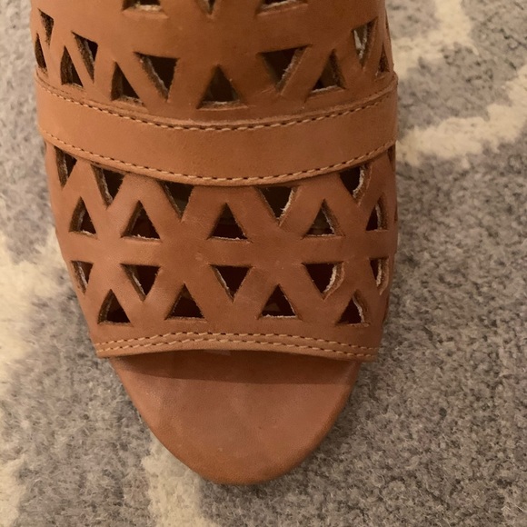 Geometric Cutout Heels - Picture 4 of 4